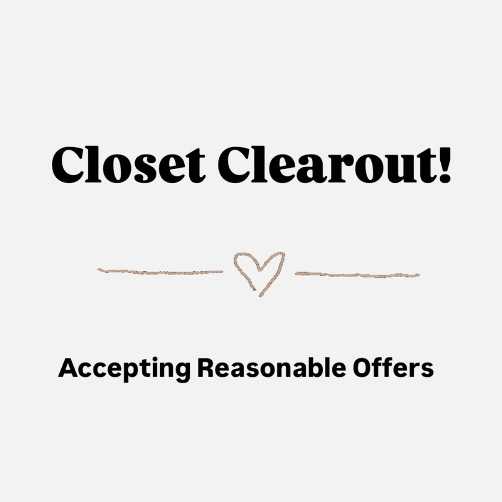 Closet Clearout Sign